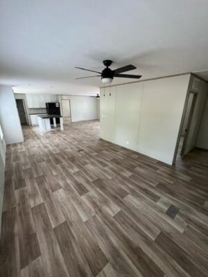 164 Chapel Hill Dr, Bastrop