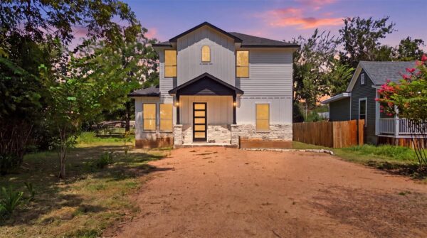 504 Walker St, Smithville