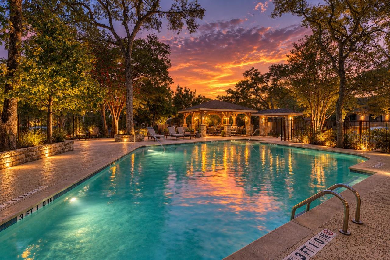 6810 Deatonhill Dr #110, Austin, TX 78745