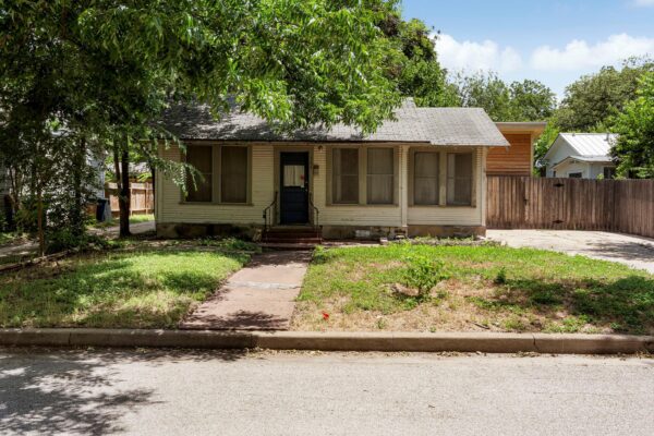 304 W 42nd St, Austin