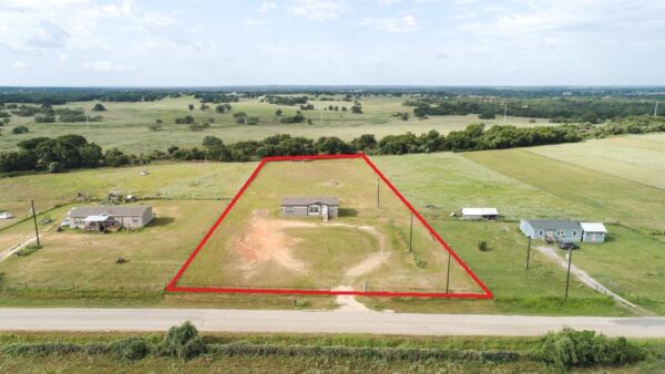 859 Ivy Switch Rd, Luling