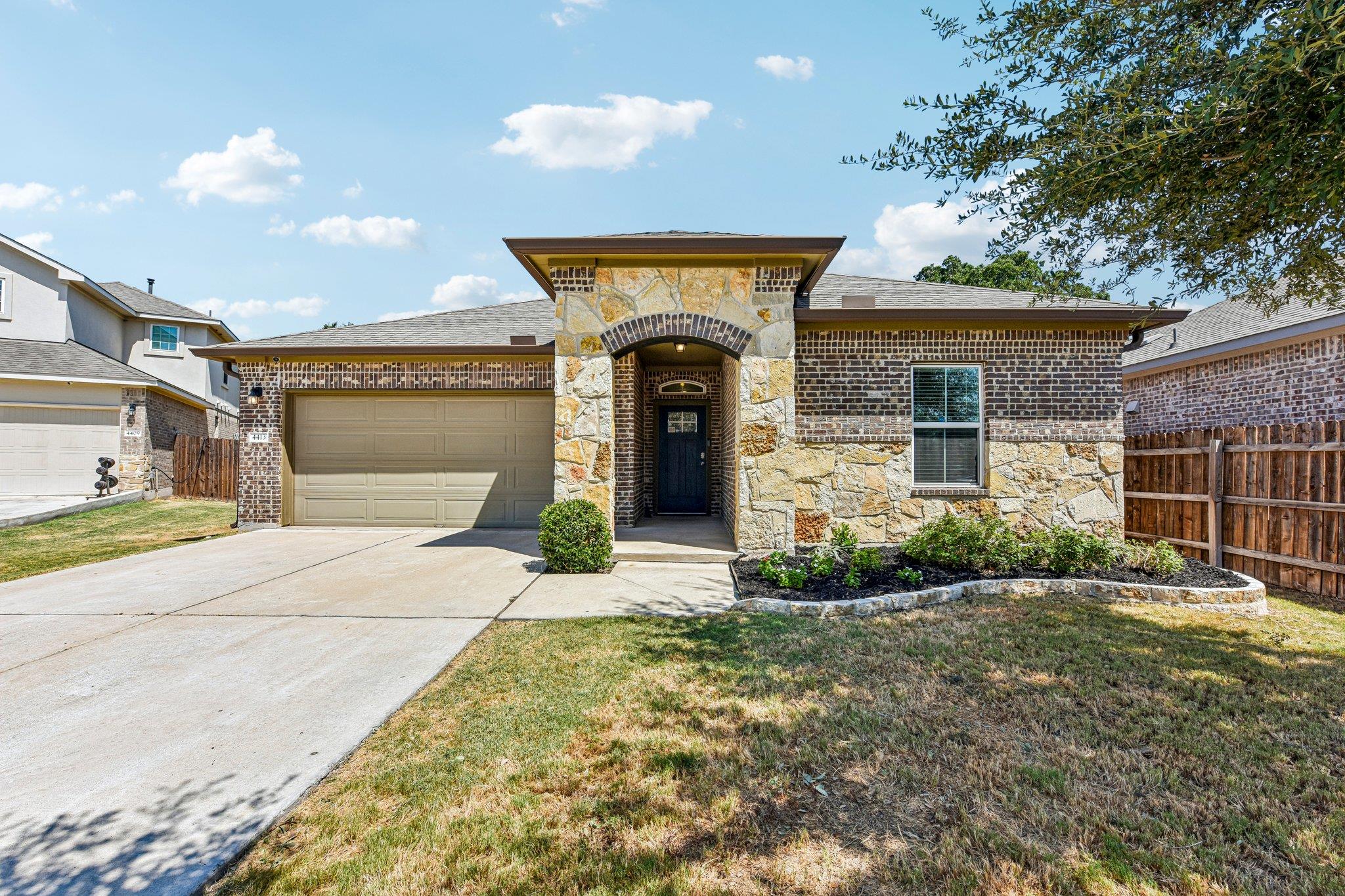 4413 Lobo Landing Ln, Georgetown, TX 78628