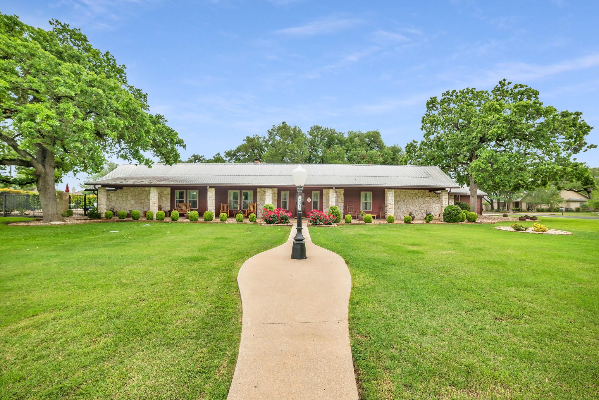 236 Olde Oak Dr, Georgetown, TX 78633