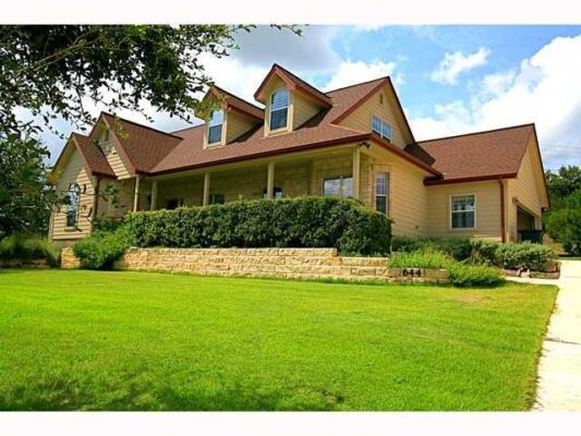 644 Newport Dr, Spicewood