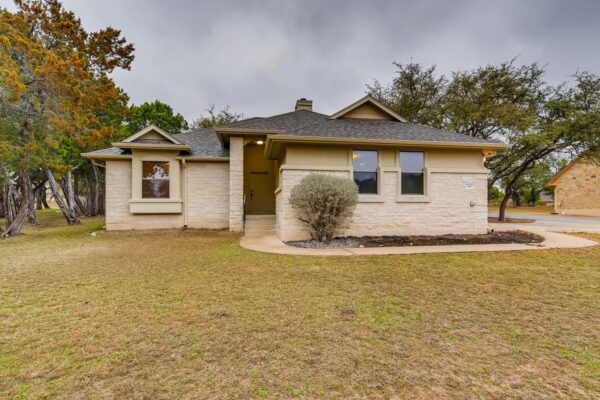 300 S Venture Blvd S, Lago Vista