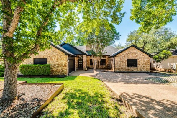 107 Copperleaf Rd, Lakeway