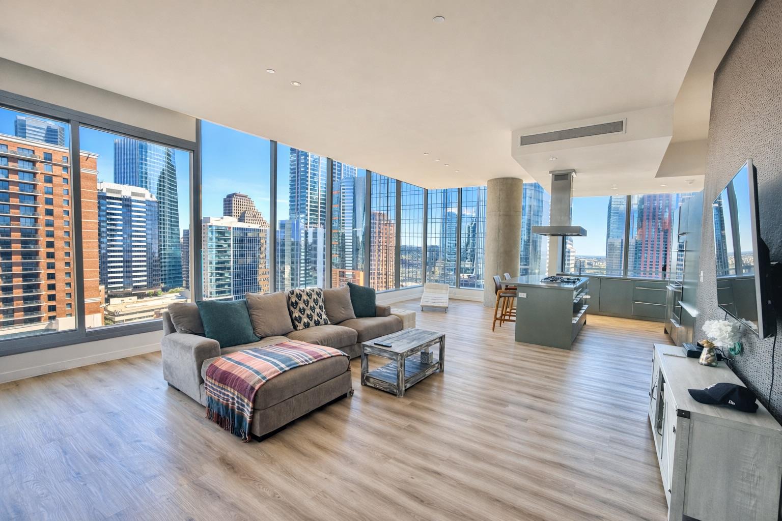 210 Lavaca St #1912, Austin, TX 78701