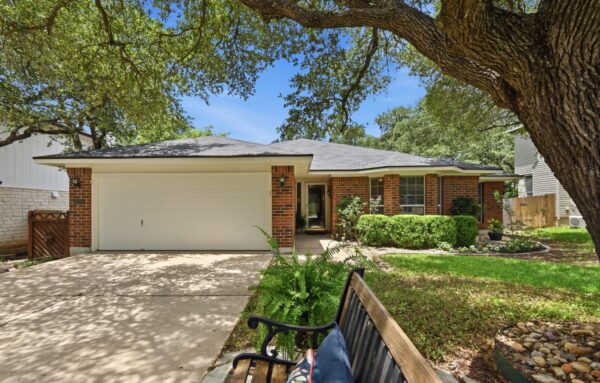 1409 Knoll Ridge Dr, Cedar Park
