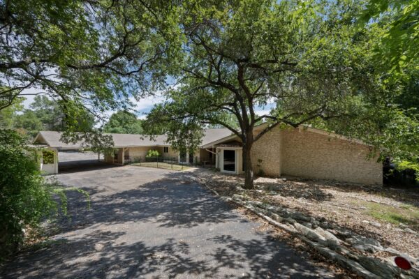 818 Sunfish St, Austin