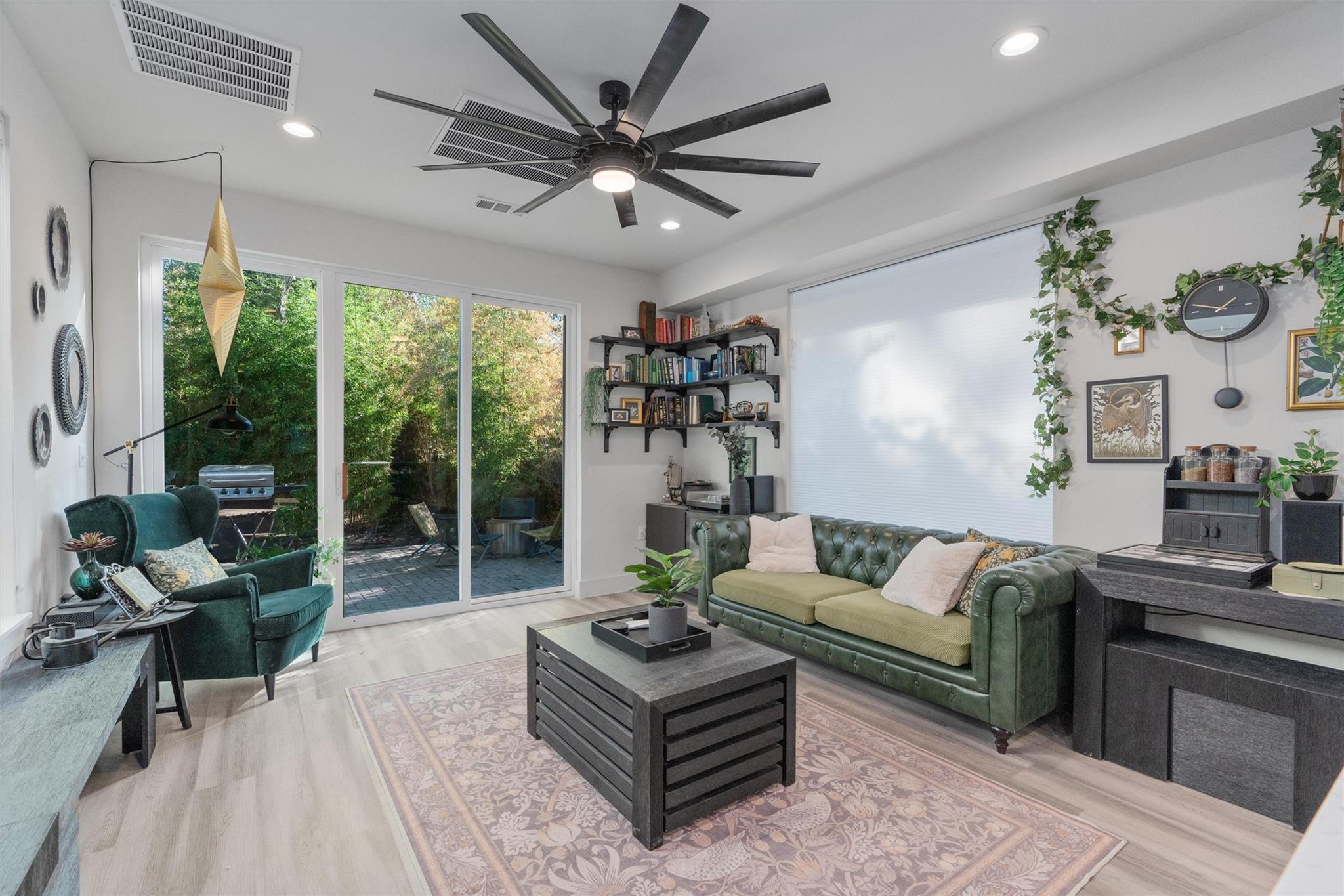2703 E 3rd St #2, Austin, TX 78702