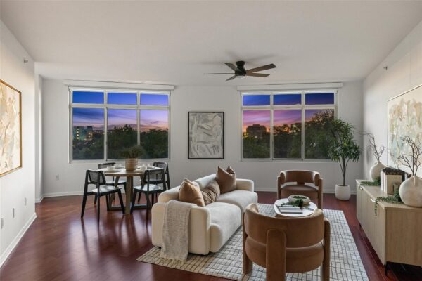 54 Rainey St #502, Austin