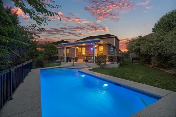 900 Lily Pad Ln, Leander