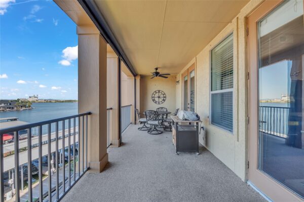 1000 The Cape Rd #23, Horseshoe Bay