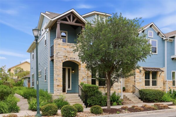 2925 Zach Scott St, Austin
