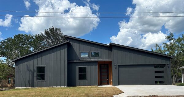 104 Waimanalo Ln, Bastrop