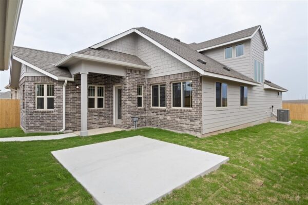 712 Paddock Ln, Georgetown
