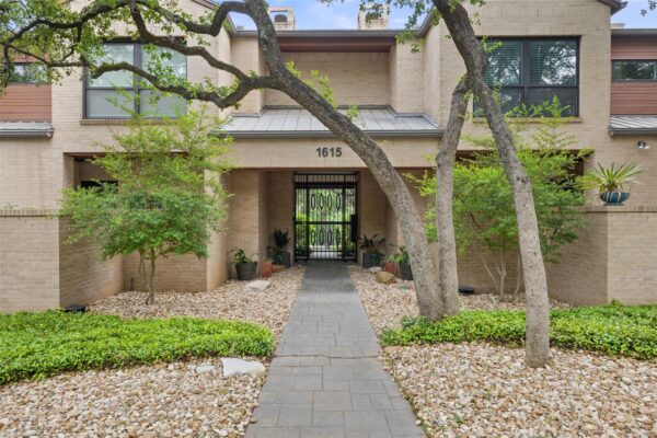 1615 Spyglass Dr #4, Austin