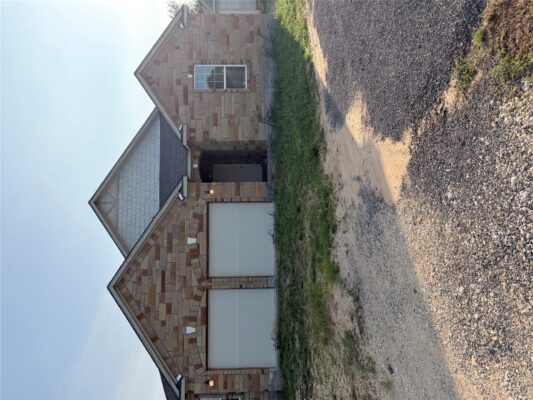 140 Arosa Dr, Elgin