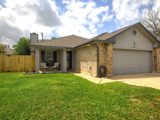 603 Saunders Dr, Round Rock