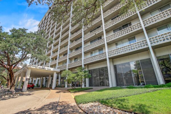 1801 Lavaca St #5F, Austin