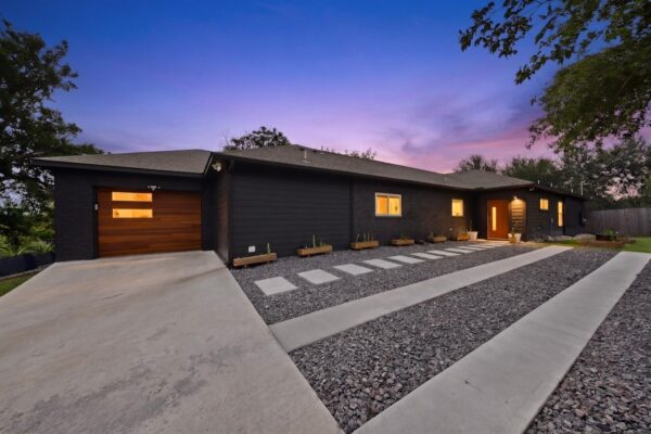 3305 Hycreek Dr, Austin