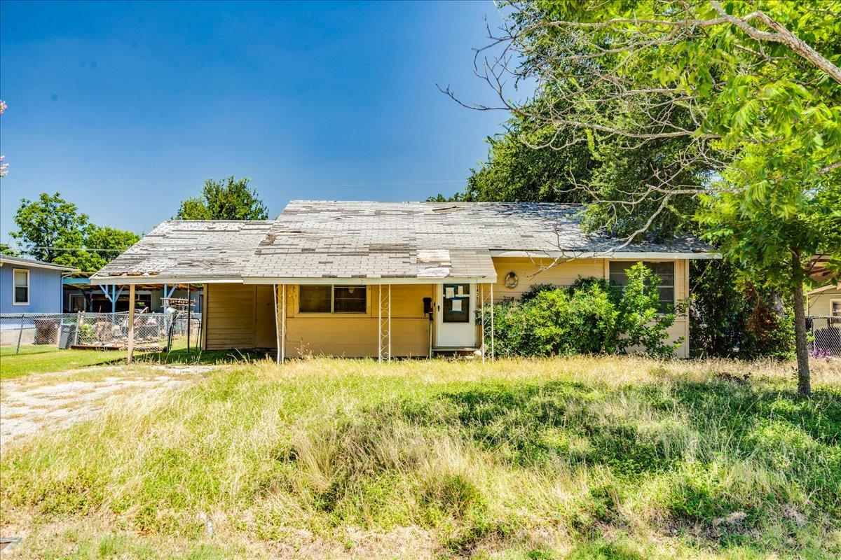 1408 Circle Dr, Round Rock, TX 78664