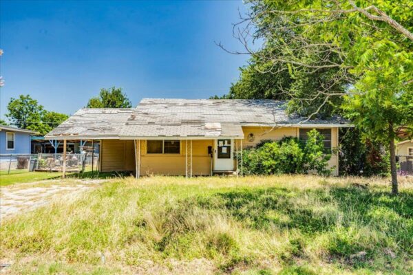 1408 Circle Dr, Round Rock