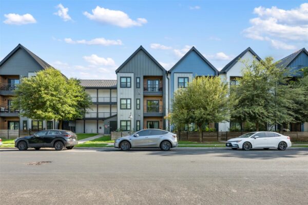 3101 W Govalle Ave #111, Austin