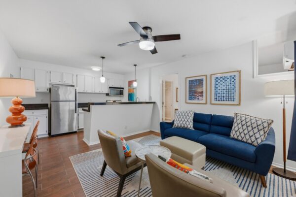 304 E 33rd St #11, Austin