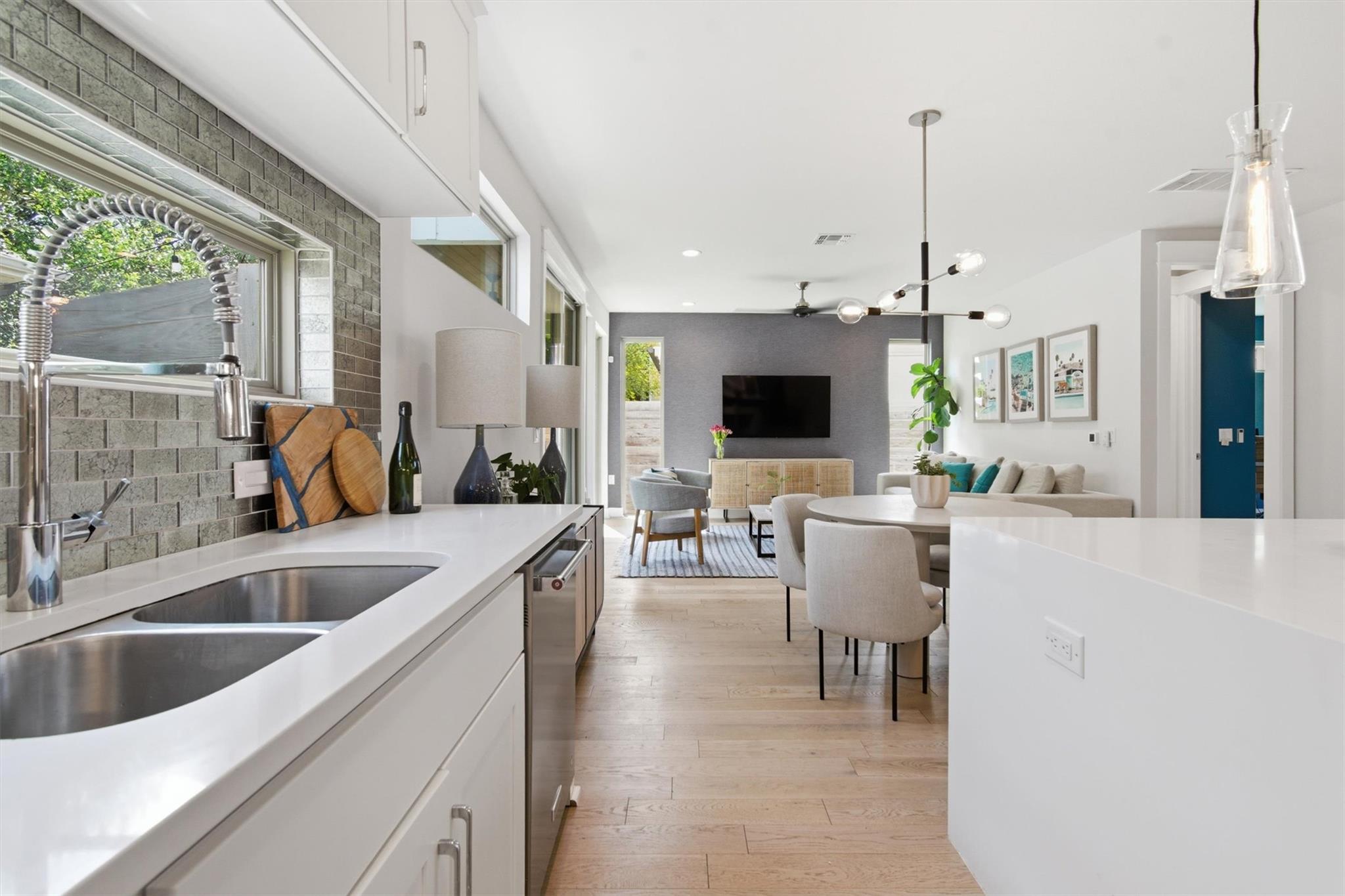 2710 Zaragosa St #A, Austin, TX 78702