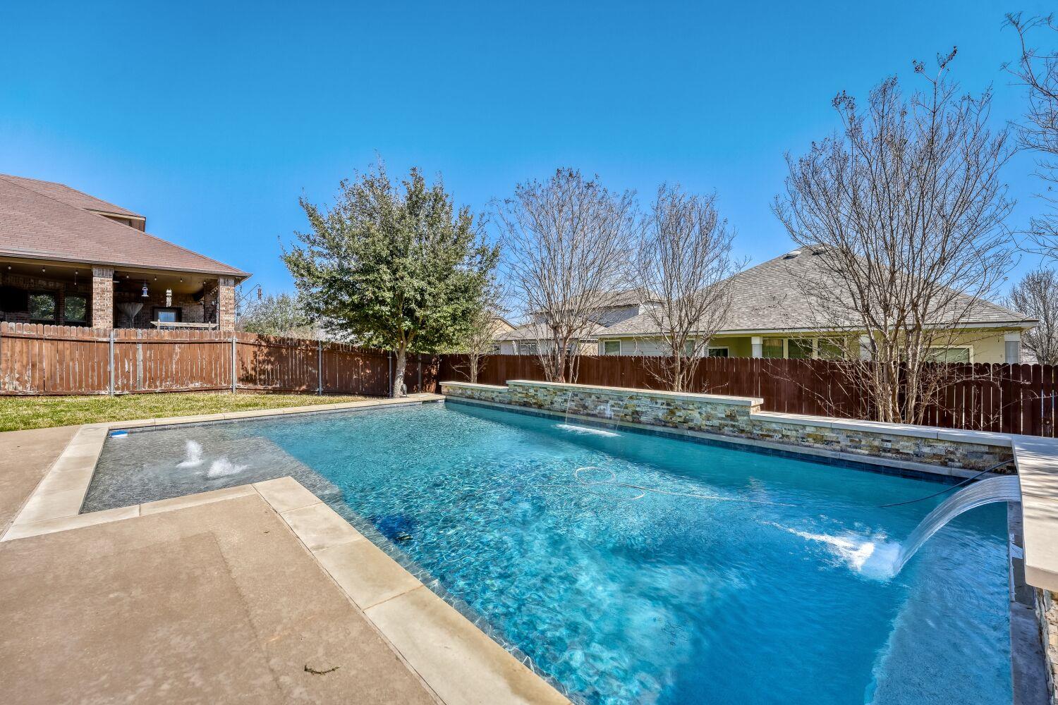 18716 Star Gazer Way, Pflugerville, TX 78660