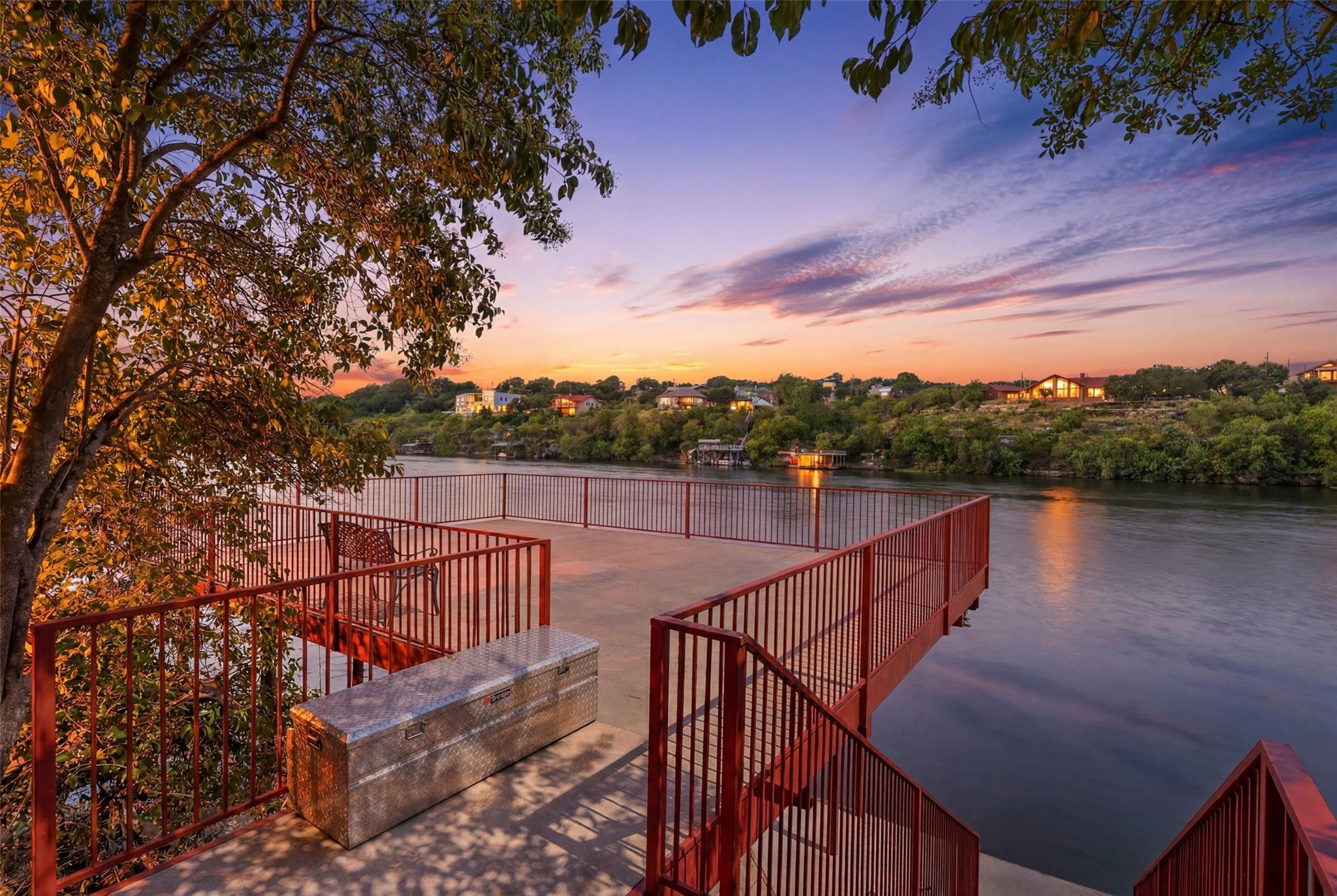 420 Los Escondidos None, Marble Falls, TX 78654