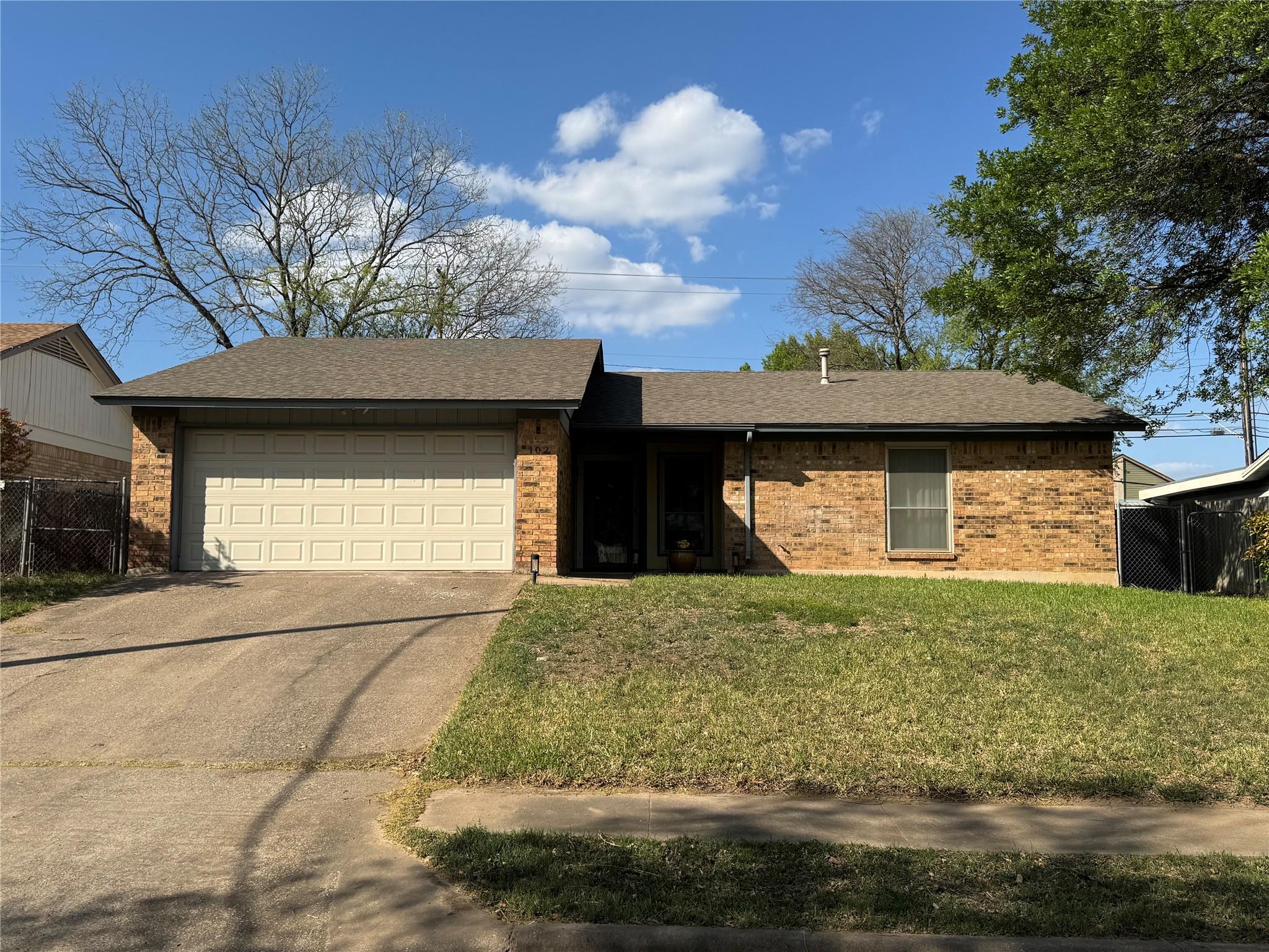 102 Skyloop Dr, Austin, TX 78745
