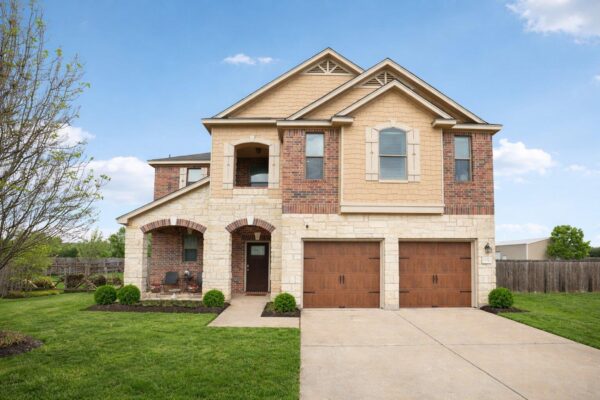 132 Brittany Ln, Bastrop