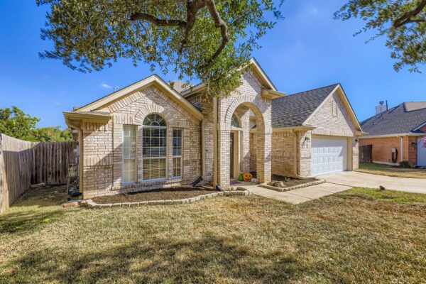 202 Cloud Peak Cv, Round Rock