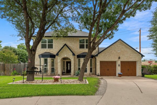 706 Sage Ct, Pflugerville