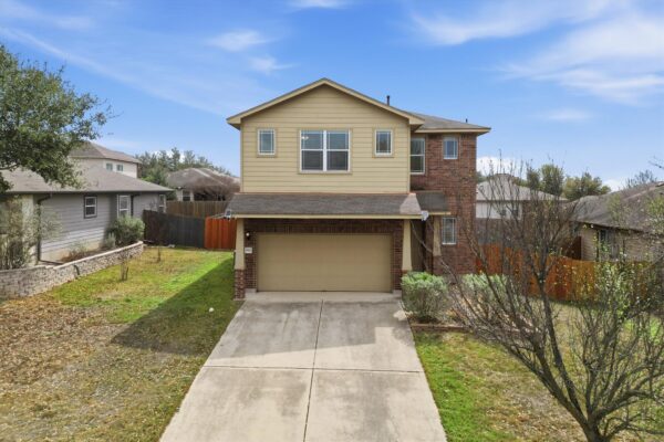 359 Bloomsbury Dr, Kyle