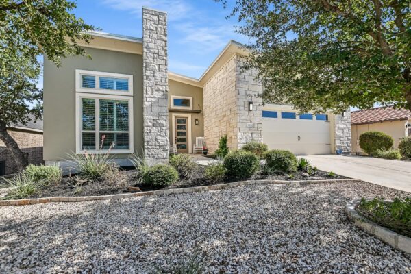 804 Dancing Oak Ln, San Marcos