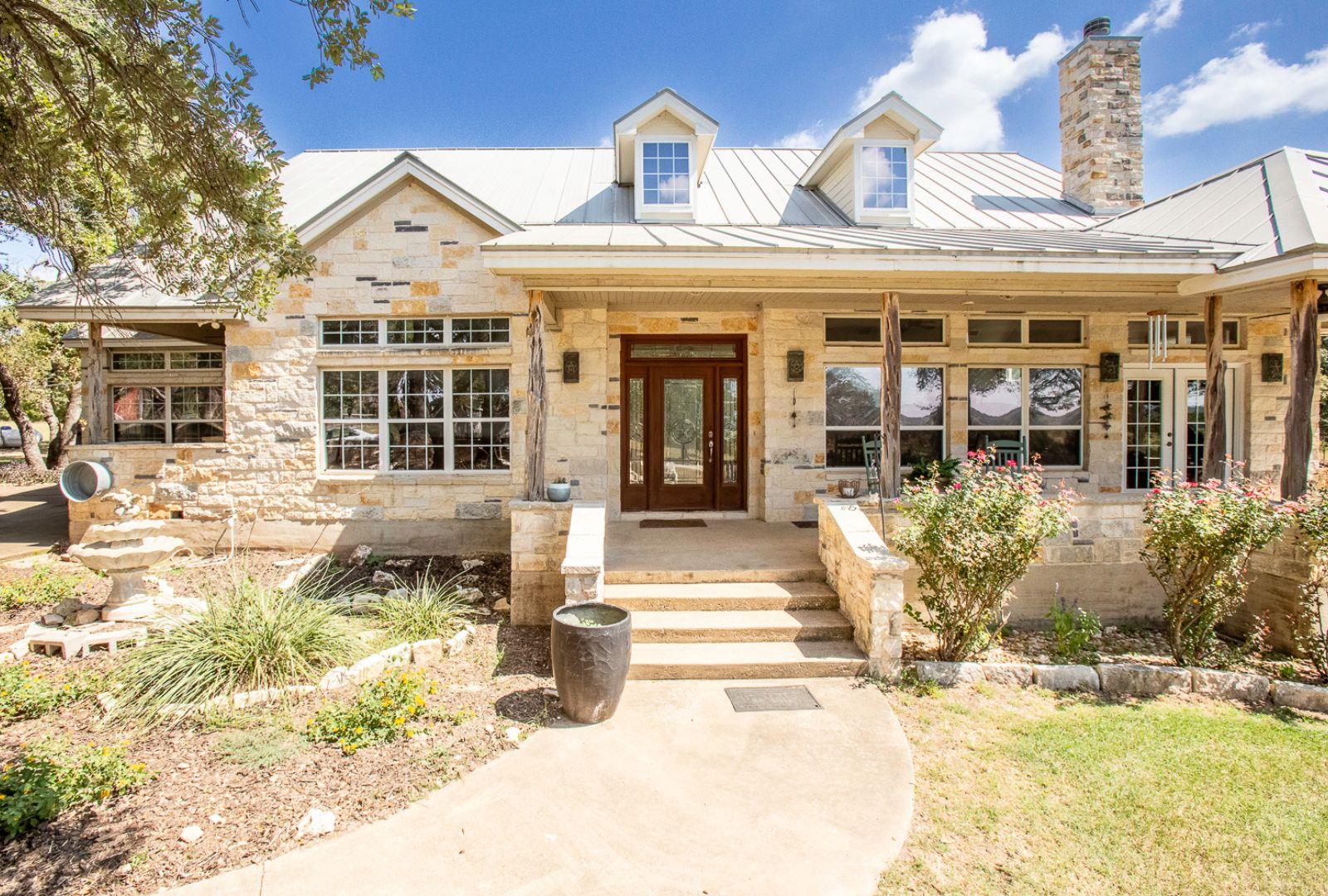 2010 County Road 233 None, Florence, TX 76527