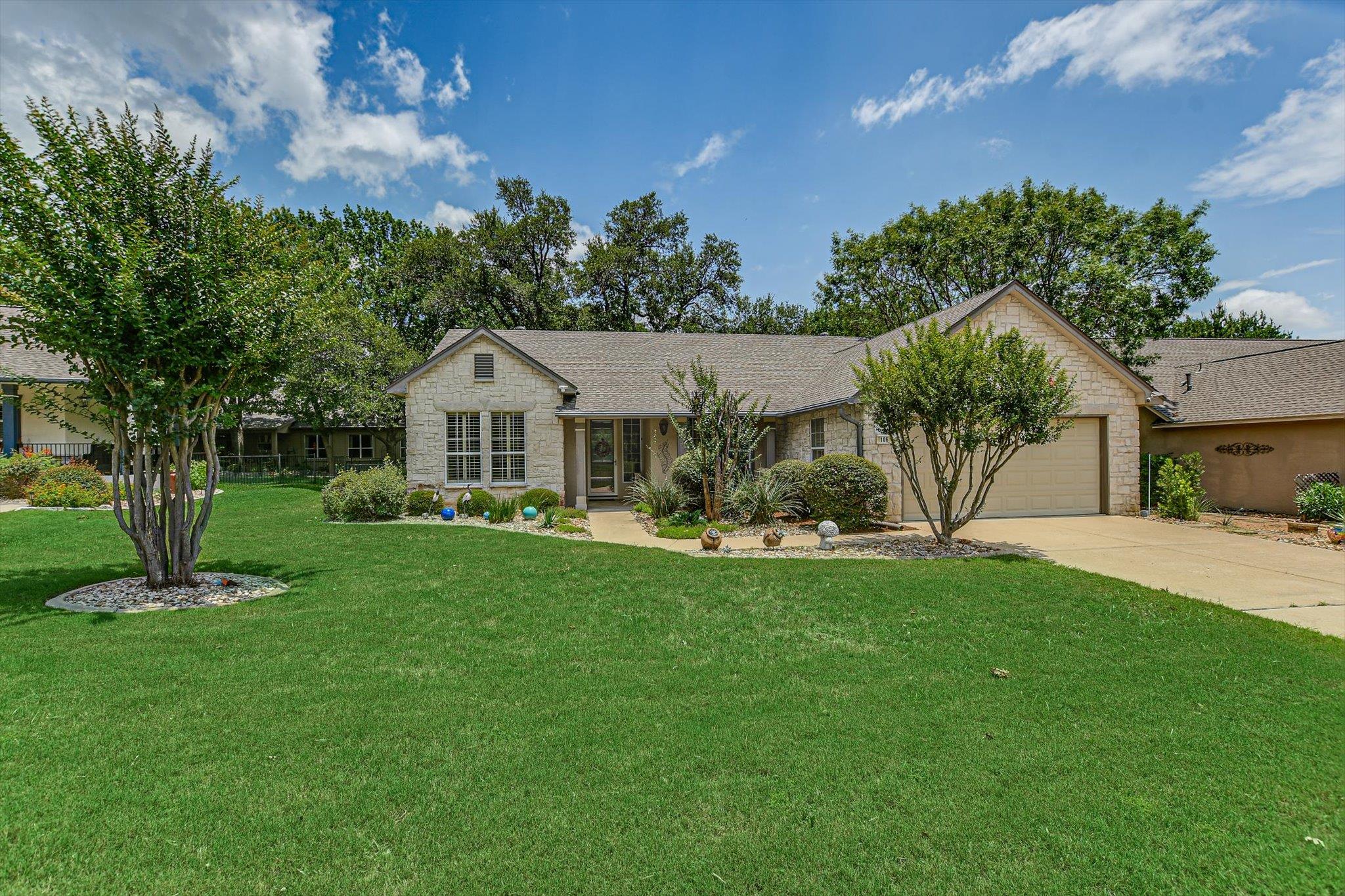 106 Nighthawk Way, Georgetown, TX 78633