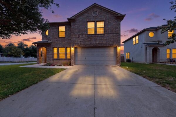 1200 Apollo Cir, Round Rock