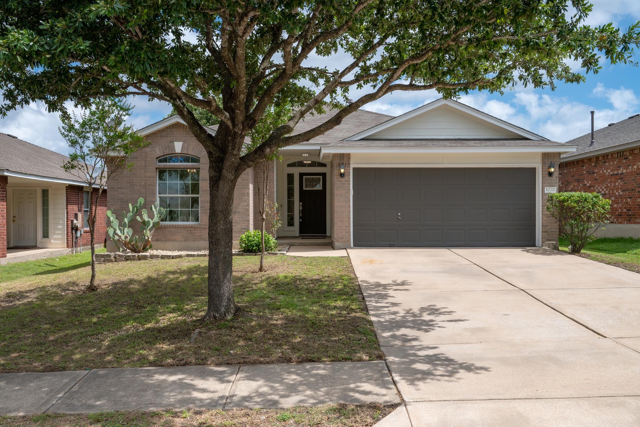 1000 Grey Castle Dr, Pflugerville, TX 78660