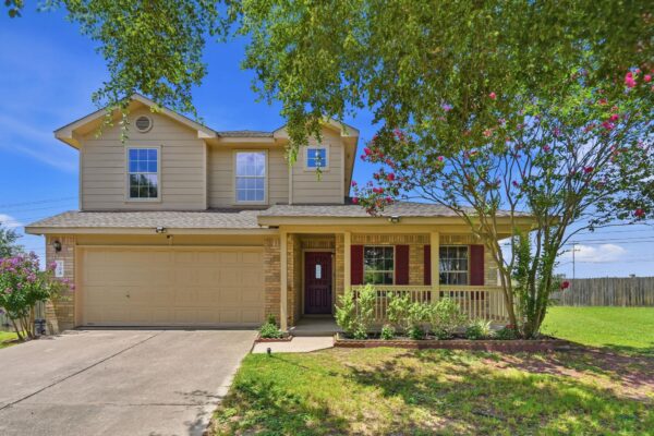 308 Loon Lake Dr, Kyle