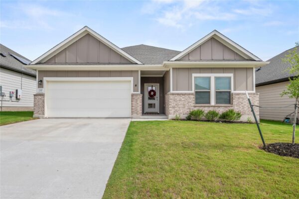 237 Little Green Trl, Jarrell