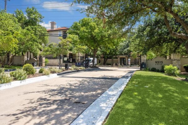 9525 N Capital of Tx Hwy None #636, Austin