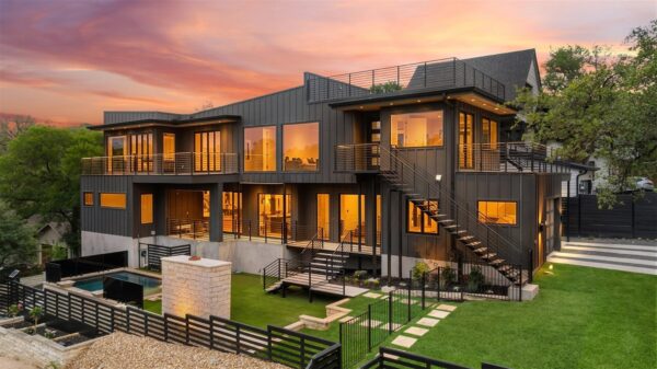2208 Montclaire St, Austin