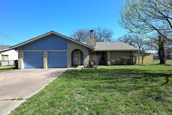 404 Northwood Dr, Georgetown