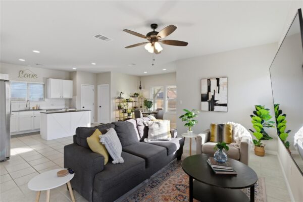 237 Driftwood Ln, Bastrop