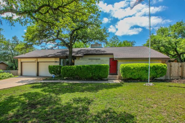7010 Grove Crest Dr, Austin