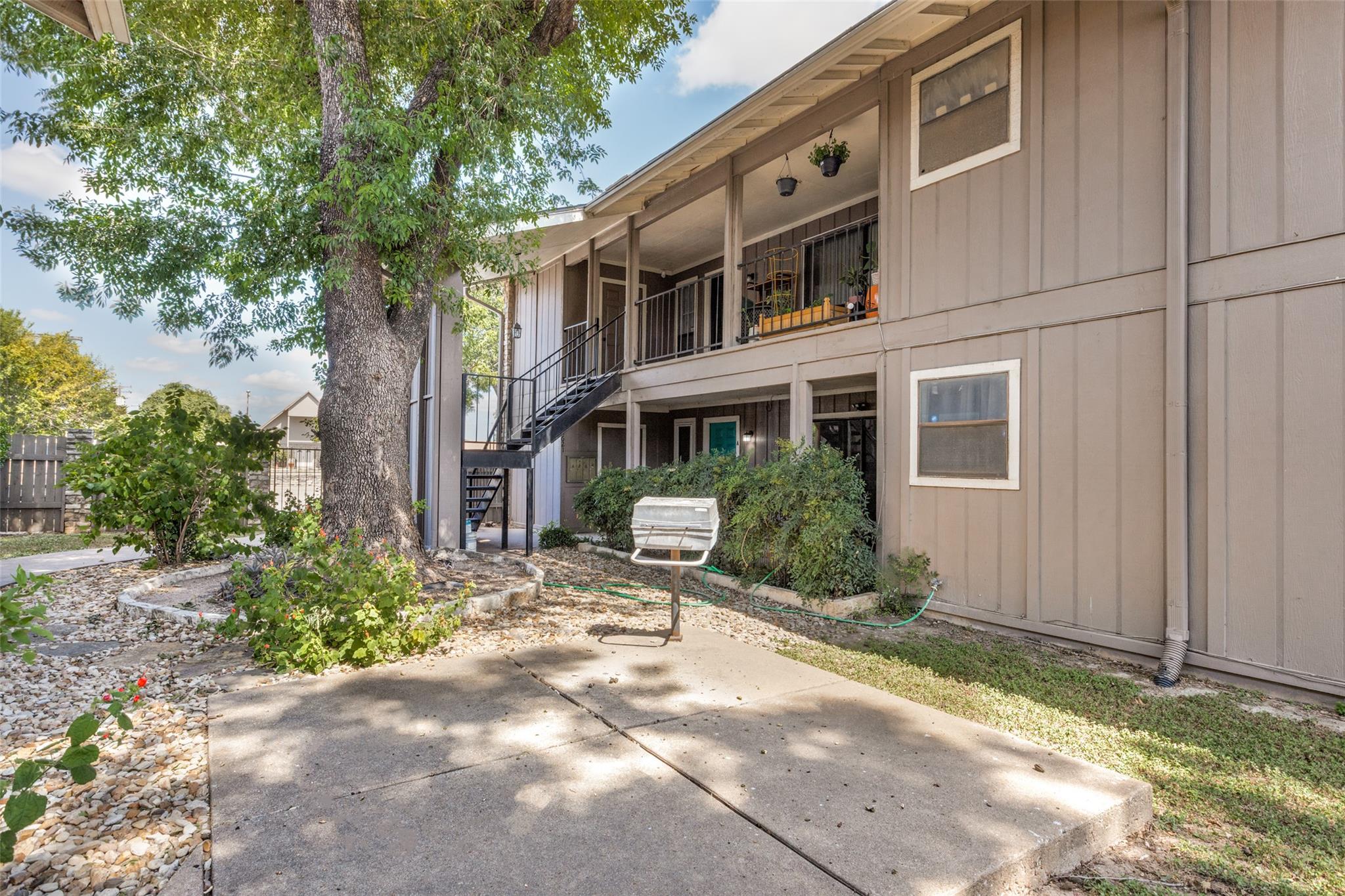 8621 Putnam Dr #A, Austin, TX 78757